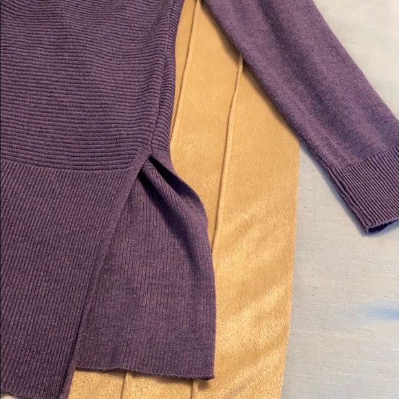 Cowl Neck Tunic Style Sweater Purple Medium Fitting - Picture 3 of 6